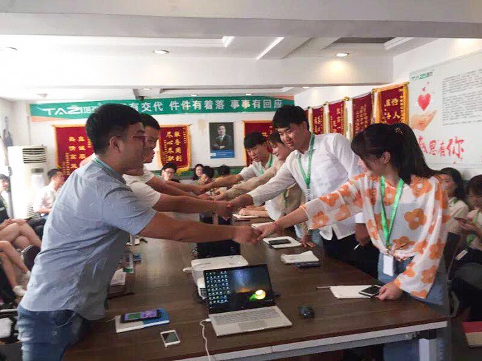 塔孜丨第一屆辯論賽——唇槍舌戰(zhàn)，言思角逐，巔峰對(duì)決！