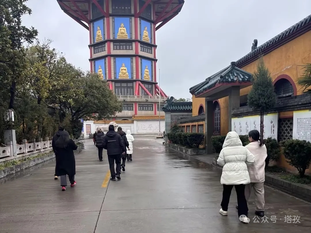 揚州高旻寺燒香祈福.jpg